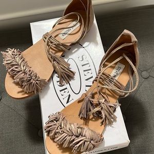 Steve Madden Sweetyy Gold Leather Lace-up Sandals